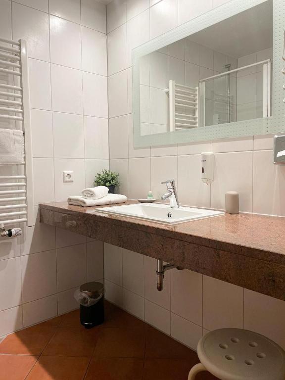 Landhotel Waldheim Pliezhausen Екстериор снимка