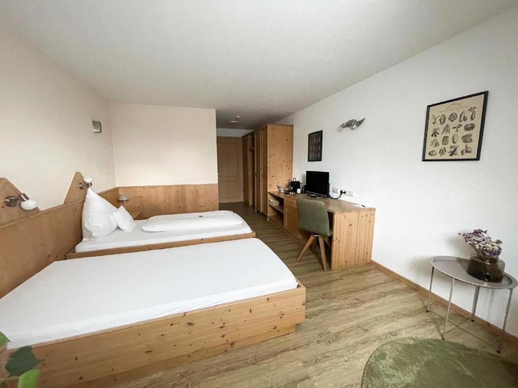 Landhotel Waldheim Pliezhausen Екстериор снимка