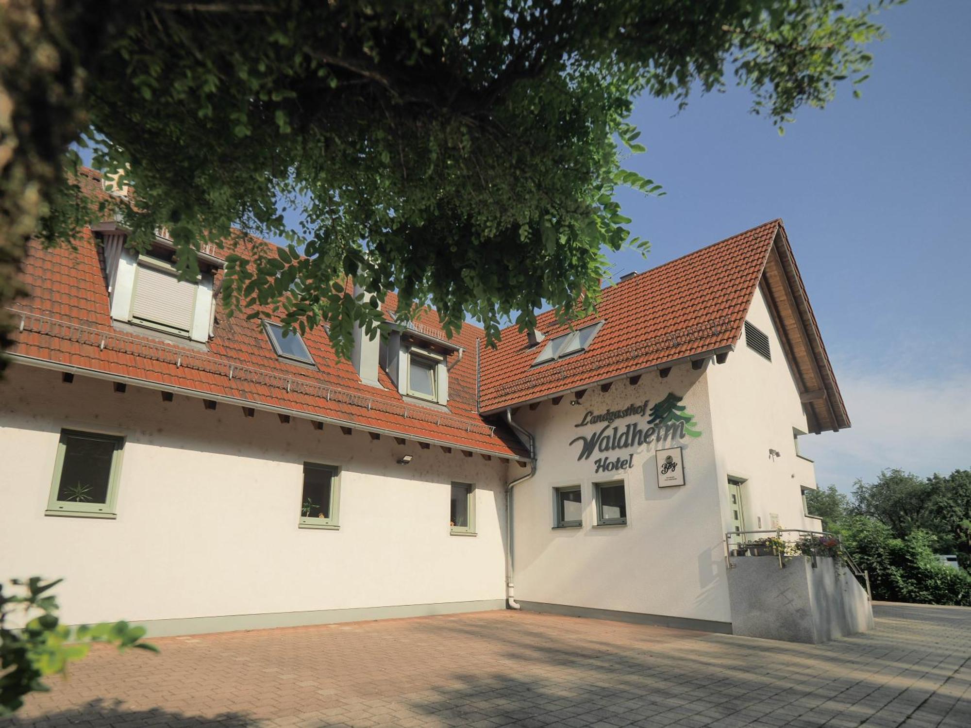 Landhotel Waldheim Pliezhausen Екстериор снимка