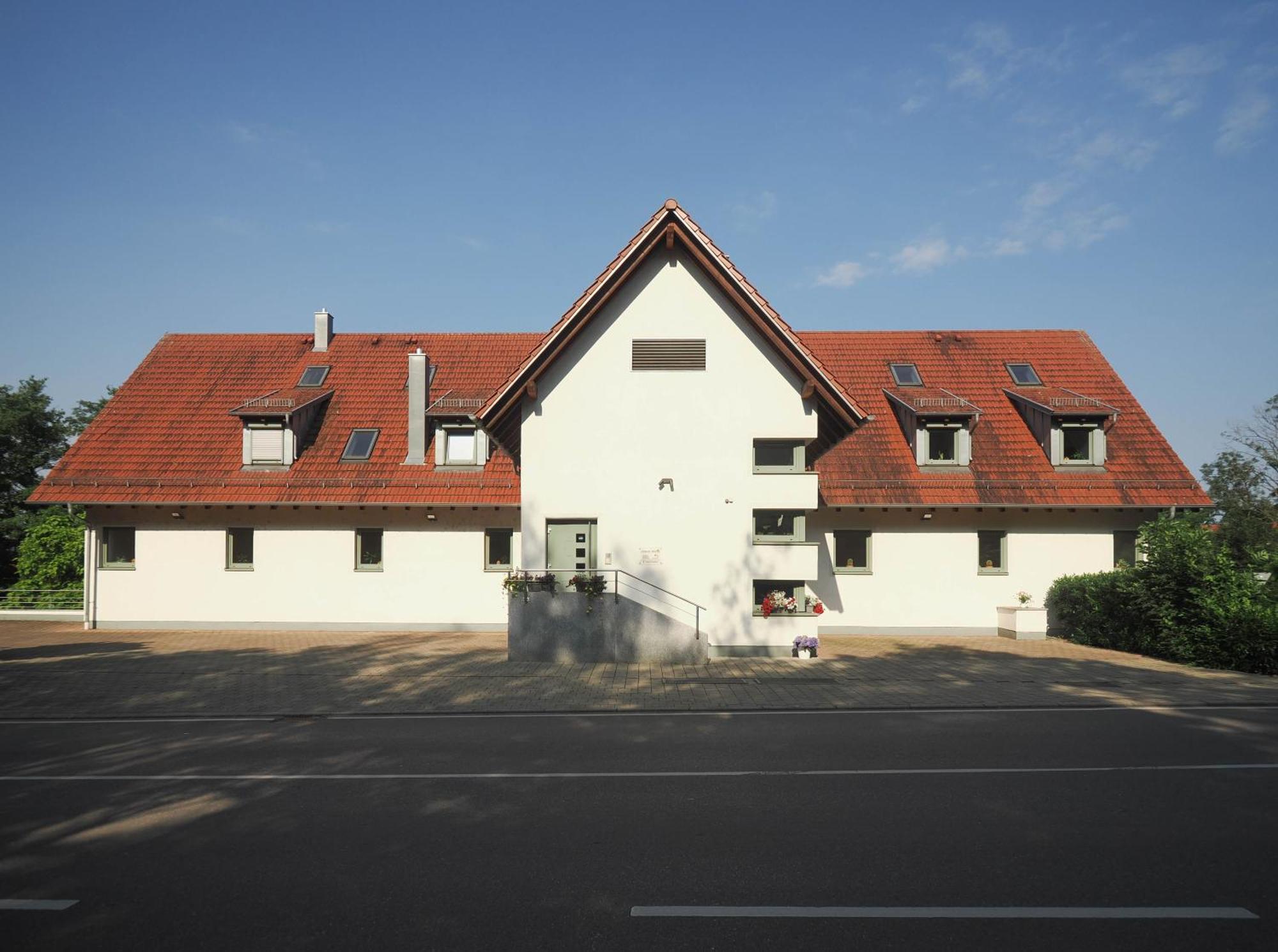 Landhotel Waldheim Pliezhausen Екстериор снимка